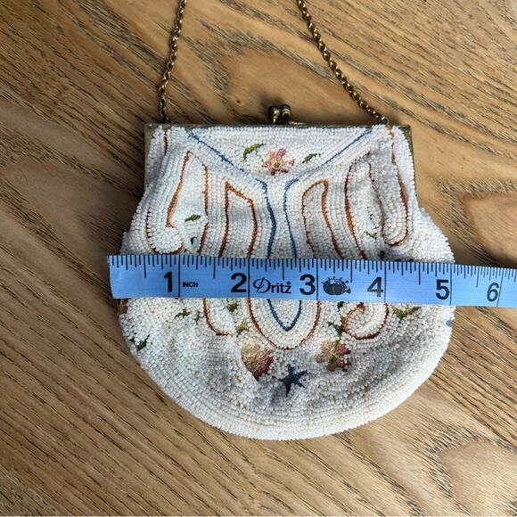 Antique 1920s French Micro Bead Embroidered Clam Shell Kiss Lock Art Deco Bag - Picture 8 of 8